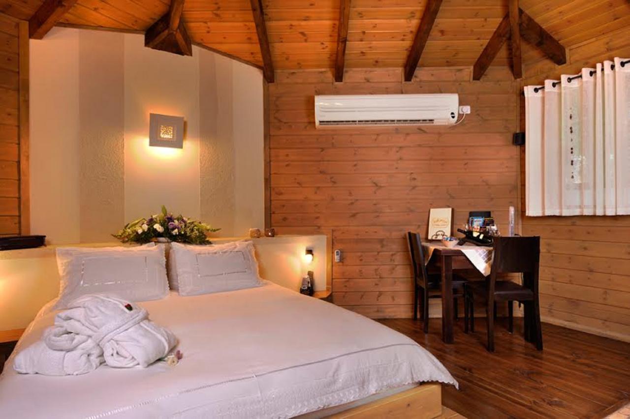 Talia Cabin Guest & Spa Rosh Pinna Eksteriør bilde